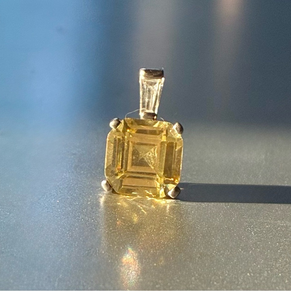 🟨 Square Cut Simulated Citrine Silver-Tone Pendant